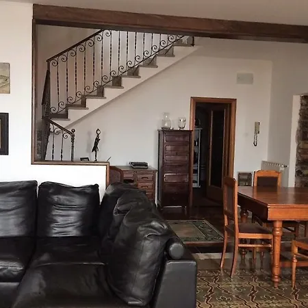 Casa Adriana Lake Como בית נופש